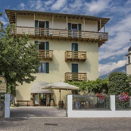 Le Servite Apartments Арко Екстериор снимка